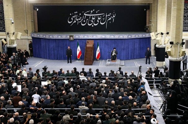 رهبر انقلاب: باید از رئیس جمهور حمایت شود/ کسانی که توئیت می‌زنند اتحاد مقدس مردم را مخدوش نکنند