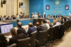 تغییر ریل توسعه استان با سند یزد پایدار/صنایع موجود را با تمام قوا حفظ می‌کنیم