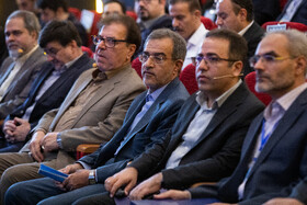از راست نبی شهیکی‌تاش، معاون فناوری و نوآوری وزارت علوم، علی منتظری، رئیس جهاد دانشگاهی، محمد حسین ایمانی خوشخو، رئیس پارک ملی علوم و فناوری در دومین رویداد تخصصی صنایع خلاق و فرهنگی پارک‌های علم و فناوری کشور