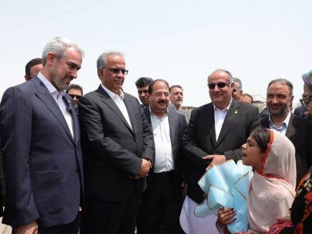سفر وزیر اقتصاد و مقامات اقتصادی کشور به سیستان و بلوچستان