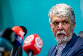 نشست خبری سیدعباس صالحی، وزیر فرهنگ و ارشاد اسلامی