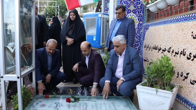 تربیت دانش‌آموزان با هویت ملی و دینی اولویت اصلی ماست