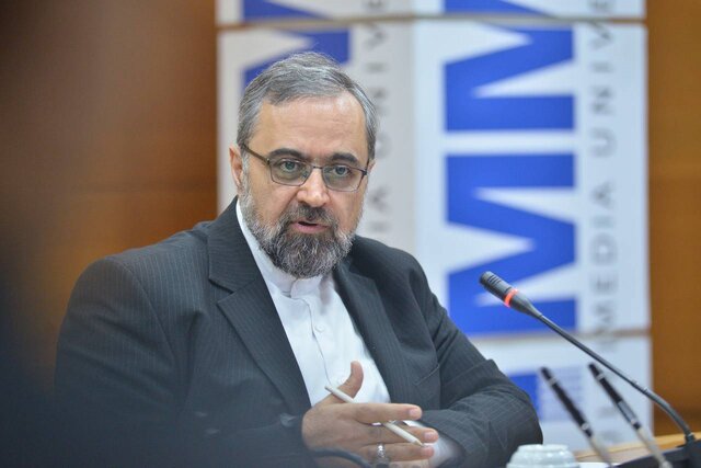 هویت ایرانی-اسلامی ریشه در تاریخ، زبان، ادبیات و باورهای دینی ما دارد