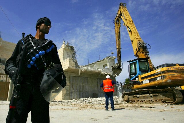 استفاده از تجهیزات کاترپیلار برای تخریب خانهها در کرانه باختری نروژ شرکت آمریکایی را به دلیل همدستی با صهیونیستها تحریم کرد