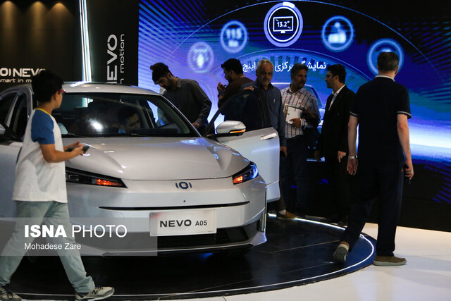 نوسانات اقتصادی فشار مضاعفی بر بازار خودرو وارد کرده است