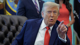 ترامپ اظهارات لاوروف درباره مشروعیت زلنسکی را «ژست‌» خواند