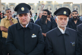 آیین سنتی تعویض پوش ضریح مطهر امام رضا (ع)