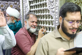 آیین سنتی تعویض پوش ضریح مطهر امام رضا (ع)