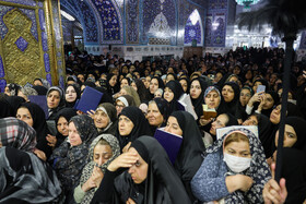 آیین سنتی تعویض پوش ضریح مطهر امام رضا (ع)