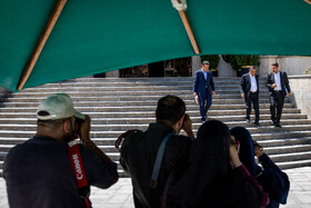 جعفر قائم‌پناه، معاون اجرایی رئیس جمهور و حسین افشین، معاون علمی و فناوری رئیس‌جمهور در حاشیه جلسه هیات دولت - ۵ شهریور