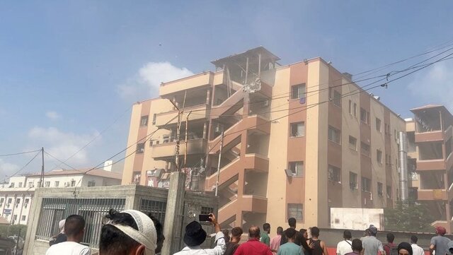 تل‌آویو: حمله به بیمارستان ناصر به دستور فرماندهان ارتش اسرائیل انجام شد