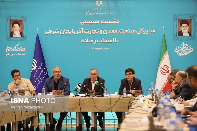 آذربایجانشرقی تبدیل به قطب تولید پنل خورشیدی میشود