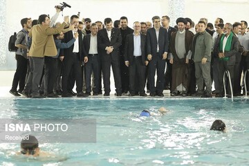 استخر سرپوشیده کوثر سلطانیه پس از ۱۴ سال انتظار افتتاح شد