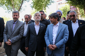 بازدید حسین سیمایی‌صراف، وزیر علوم، تحقیقات و فناوری از منطقه نوآوری کارخانه فولاد مبارکه در دانشگاه صنعتی اصفهان