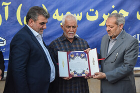 تجلیل از خیر مدرسه ساز در سفر وزیر آموزش و پرورش به استان سمنان 