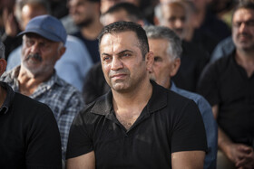 حضور «عباس حاج‌کناری» پیشکسوت کشتی ایران در مراسم ختم روز سوم درگذشت «امامعلی حبیبی» در روستای درزی کلای بابل