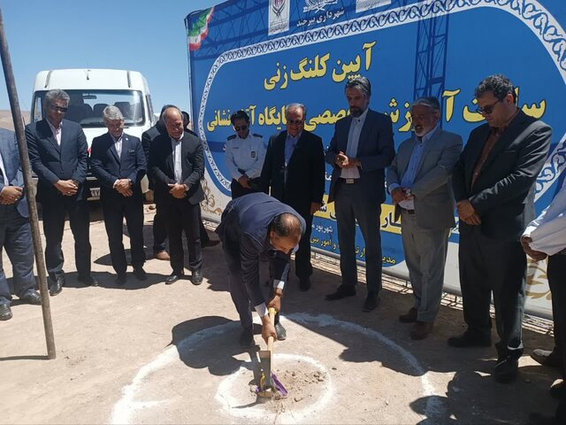 افتتاح ۱۲۰ پروژه عمرانی و اقتصادی در قاینات همزمان با هفته دولت