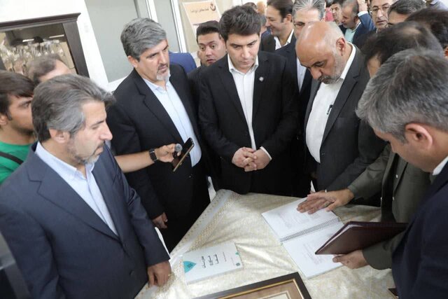 درخواست افزایش سرویسهای ریلی سنندج به تهران و مشهد/ خط آهن باید پاسخگوی تقاضای بالای مردم و گردشگران باشد