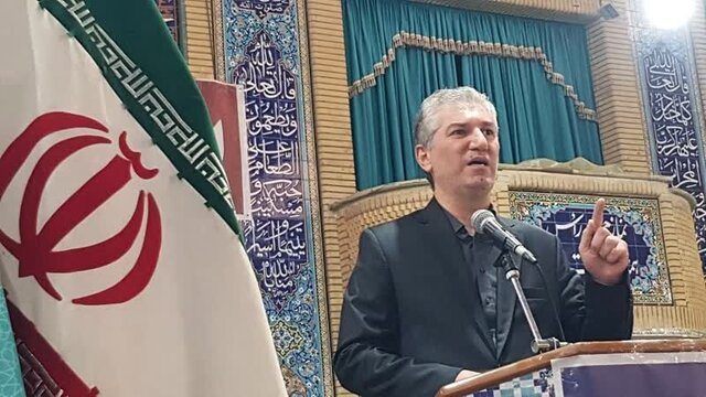 خدمت به مردم و توسعه شهرستان اولویت اصلی دولت است