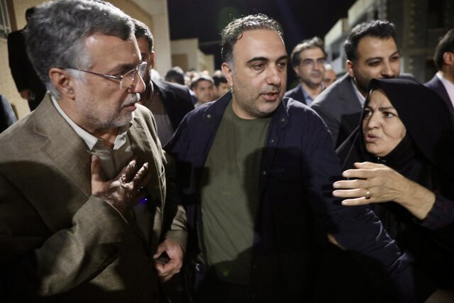 قول ویژه وزیر بهداشت برای حل مشکلات بیمارستان حکیم بهابادی