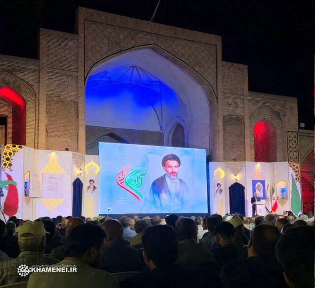 رویداد ملی آزادگان ایران و بیستمین پاسداست ادبیات جهاد و مقاومت برگزار شد