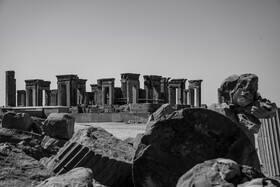 سیاه و سفید یک محوطه جهانی