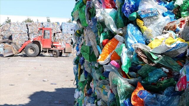 مذاکرات ژنو برای مهار آلودگی پلاستیکی؛ فروپاشی کامل یا امکان توافق؟ مذاکرات ژنو برای مهار آلودگی پلاستیکی؛ فروپاشی کامل یا امکان توافق؟