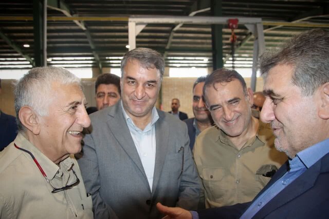 افتتاح و کلنگزنی ۵۲ پروژه هفته دولت با حضور استاندار در آرادان/ حضور رضا کیانیان در افتتاح یک واحد سبز