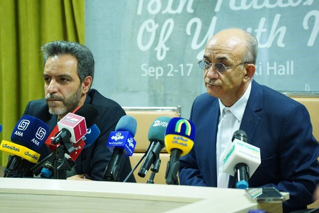 صداوسیما وظیفه‌اش در قبال موسیقی را درست انجام دهد