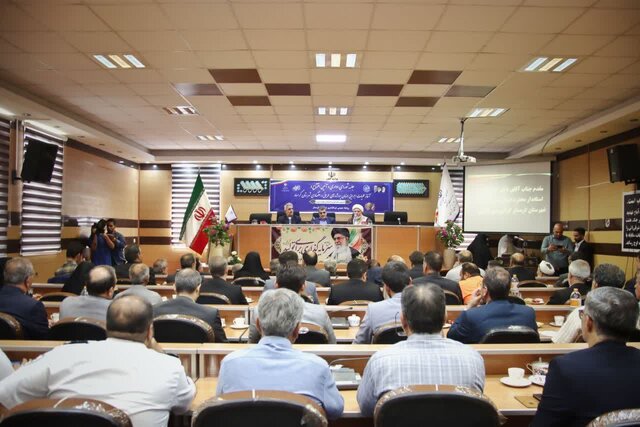 ماهانه ۱۲ مگاوات برق خورشیدی جدید در سمنان وارد مدار می‌شود