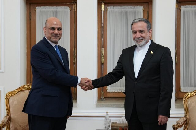 دیدار خداحافظی سفیر عراق در ایران با عراقچی دیدار خداحافظی سفیر عراق در ایران با عراقچی