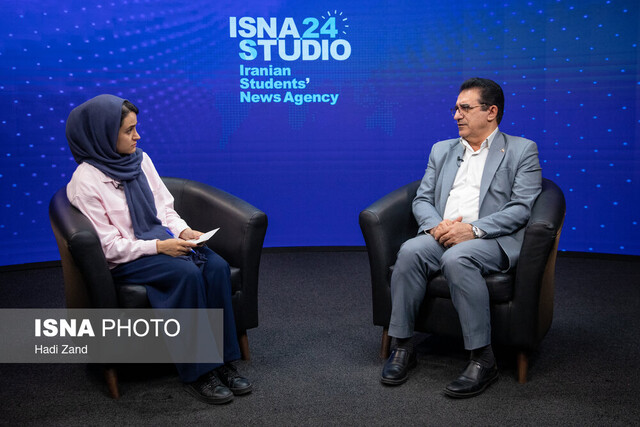 همه باید پاسخگو باشند/ مدیر دولتی خودزنی نمیکند همه باید پاسخگو باشند/ مدیر دولتی خودزنی نمیکند