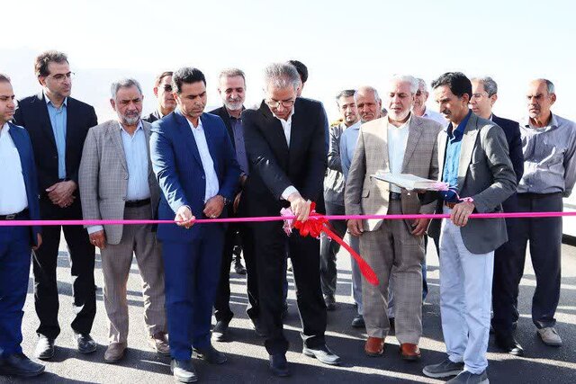 بهرهبرداری از ۲۰ طرح عمرانی هفته دولت در بهاباد یزد بهرهبرداری از ۲۰ طرح عمرانی هفته دولت در بهاباد یزد