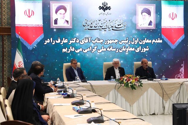 حرفهای جبلی در حضور عارف/ حمایت دولت از بازسازی ساختمان شیشهای