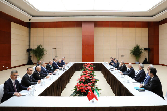 سفر پزشکیان به چین؛ گامی برای تقویت چندجانبهگرایی در برابر تمامیتخواهی غربیها