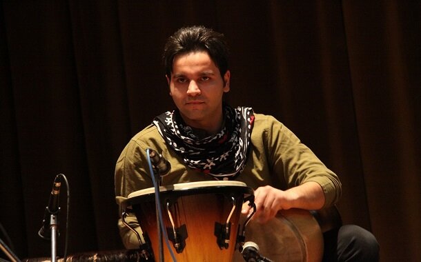 سازهای کوبهای مدرن در کنار تنبک برای نواختن موسیقی فولکلور ایران! سازهای کوبهای مدرن در کنار تنبک برای نواختن موسیقی فولکلور ایران!