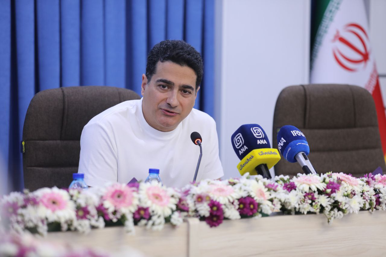 برگزاری بزرگترین کنسرت مردمی تاریخ موسیقی ایران با حضور شجریان در میدان آزادی/ همایون شجریان: بانک صادرات ایران همراه ما ایستاده است