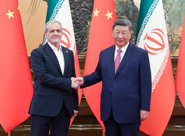 «هشدار عارف»، «ابهامی درباره پهپادهای غیرنظامی» و «روایتی از وضعیت تلآویو در صورت ادامه جنگ با ایران»