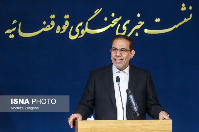 تذکر به رییس بانک مرکزی و بابک زنجانی/ متواری شدن شبنم نعمت زاده/وضعیت توبه تتلو/ ورود دادستانی قزوین به ماجرای ضرب و شتم دو دستفروش