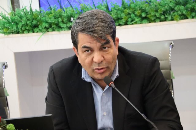 واکنش استاندار کرمان به مقاومت ادارات در برابر ارائه اطلاعات/ قول تخصیص ۱۰ میلیارد برای تجهیز مدارس استثنایی
