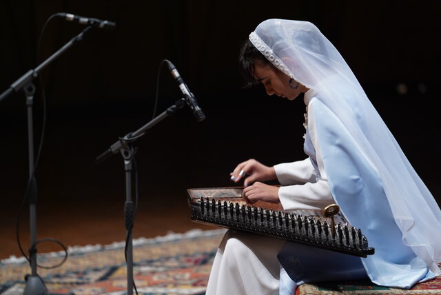 موسیقی آذربایجان با نوازندگان کوچک و بزرگ + ویدیو