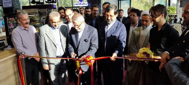افتتاح مجتمع گردشگری «شهر شادی» و «هتل آوا» در قم