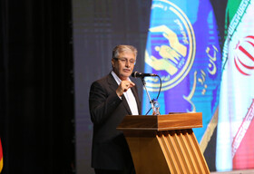 سخنرانی وحید کنعانی نماینده خلخال و کوثر در مجلس شورای اسلامی در آئین تجلیل از بازنشستگان کمیته امداد امام خمینی(ره) استان اردبیل