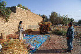جاروبافی میراثی زنده در روستای ملاحسن خراسان شمالی