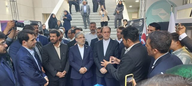 افتتاح و کلنگ‌زنی پروژه‌های علمی، دانشگاهی همدان با حضور وزیر علوم