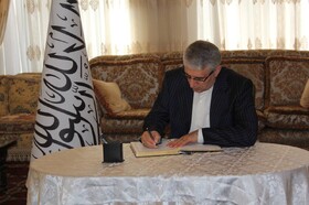 ابراز همدردی سفیر ایران در باکو با خانواده جان‌باختگان زلزله اخیر در افغانستان