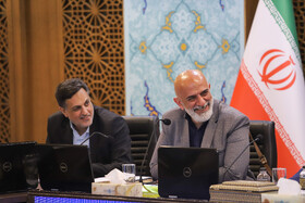 کوروش خسروی، معاون هماهنگی امور اقتصادی استانداری اصفهان و سیدمحمد موسویان، دادستان عمومی و انقلاب استان اصفهان 