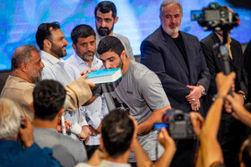 مراسم بدرقه ملی پوشان کشتی برای اعزام به رقابت های قهرمانی جهان