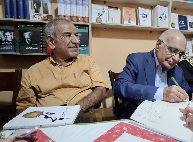 تولد هوشنگ مرادی کرمانی در زایشگاه «مجید»