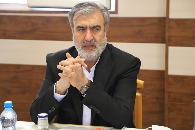 حل چالش‌های کشور با وحدت ممکن است